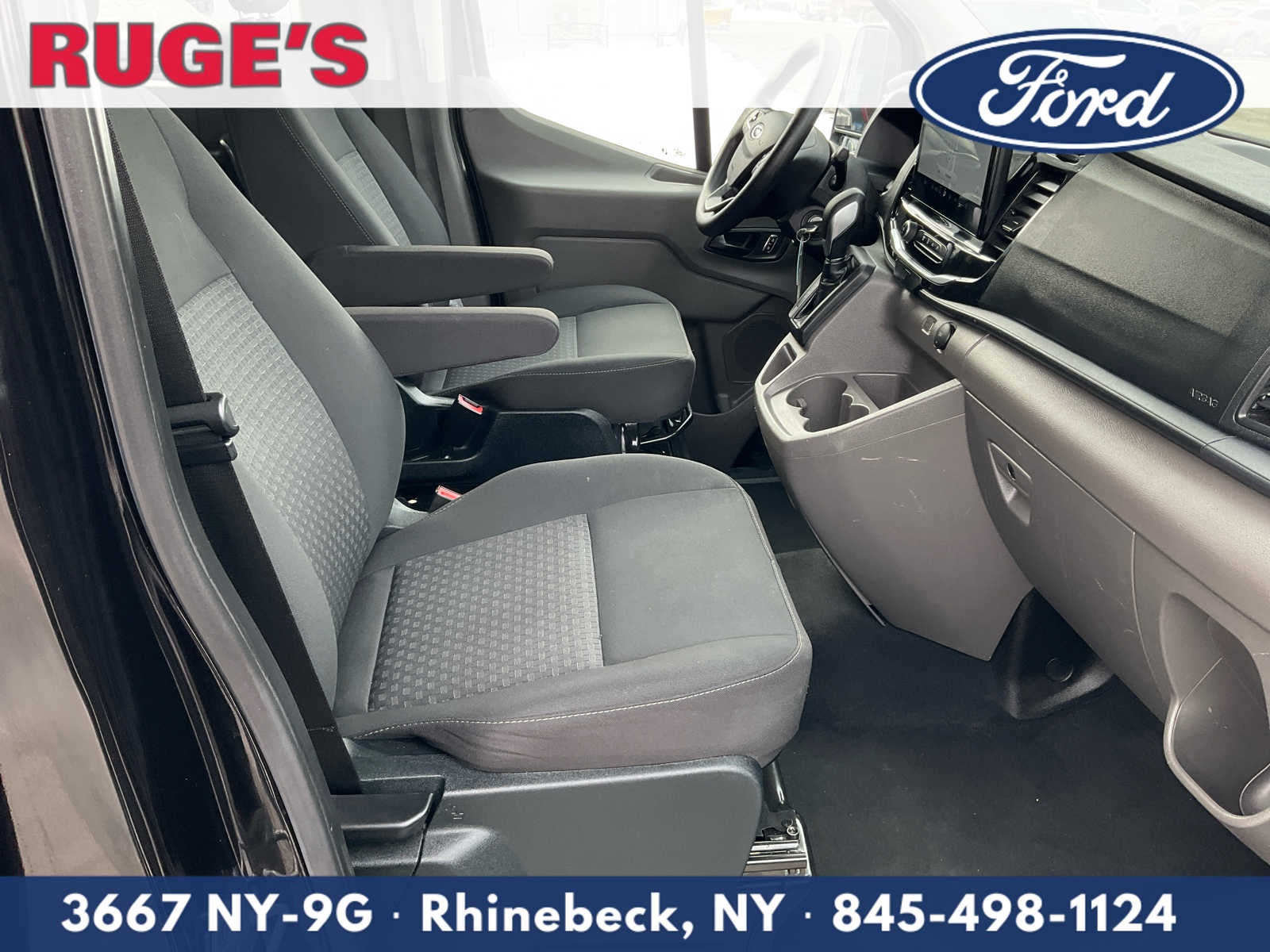 2023 Ford Transit Passenger XLT