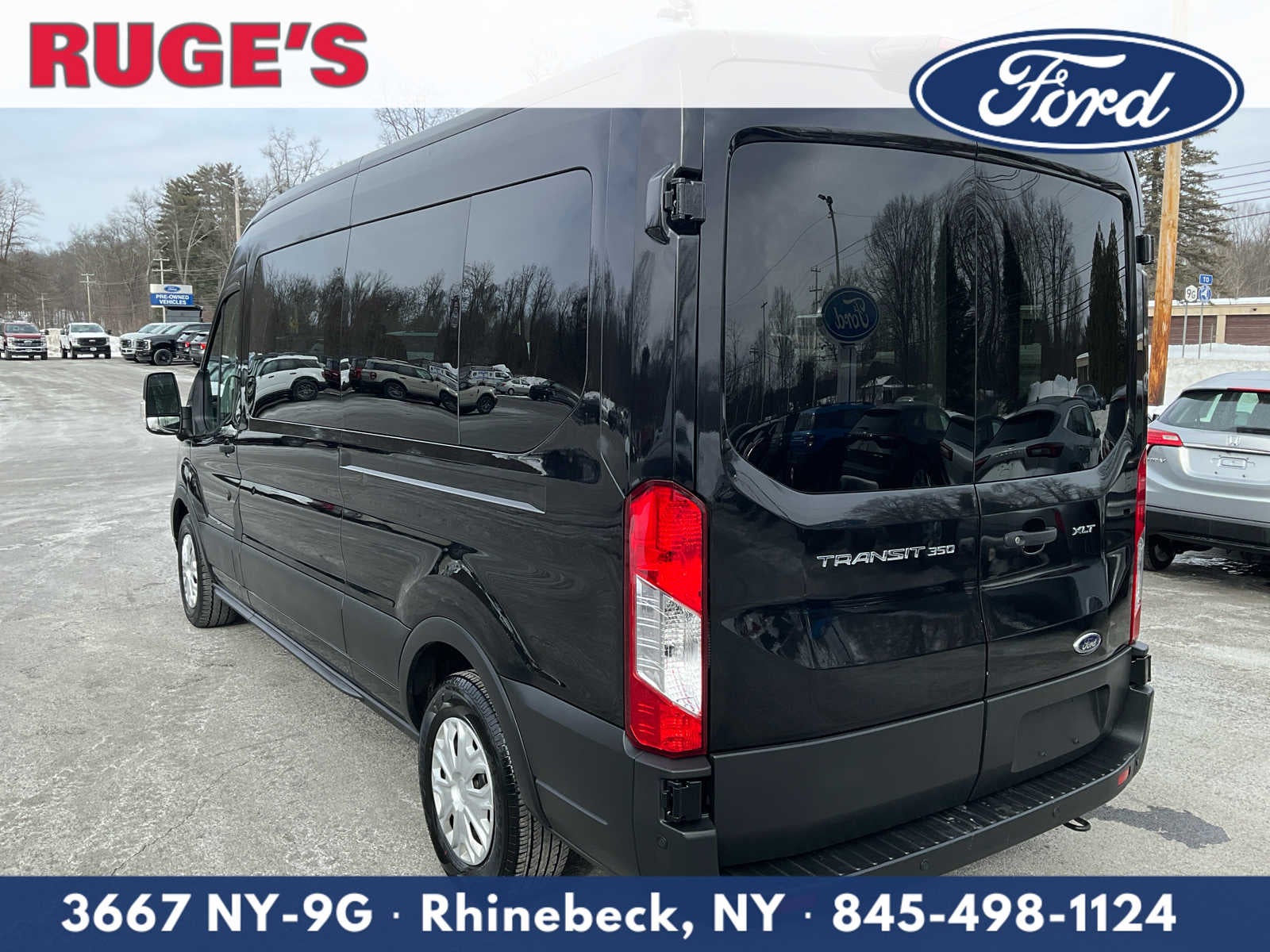 2023 Ford Transit Passenger XLT