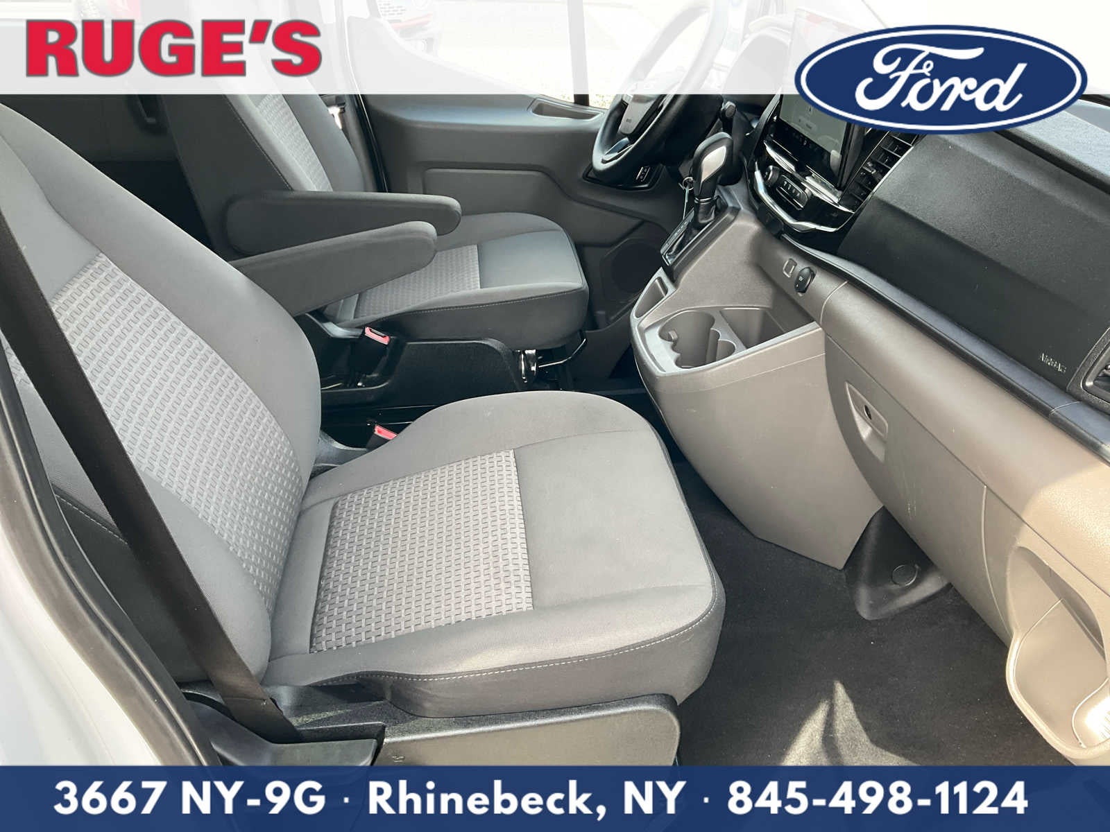 2024 Ford Transit Passenger Wagon XLT