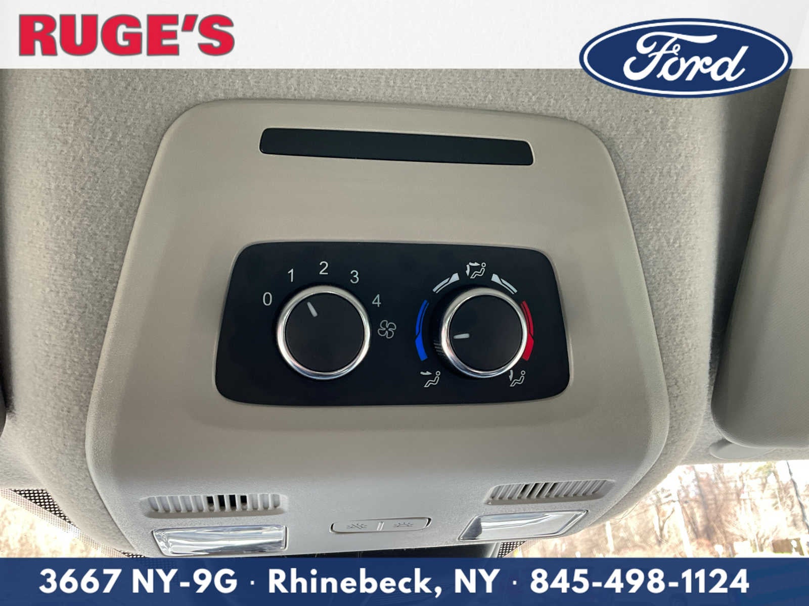 2024 Ford Transit Passenger Wagon XLT