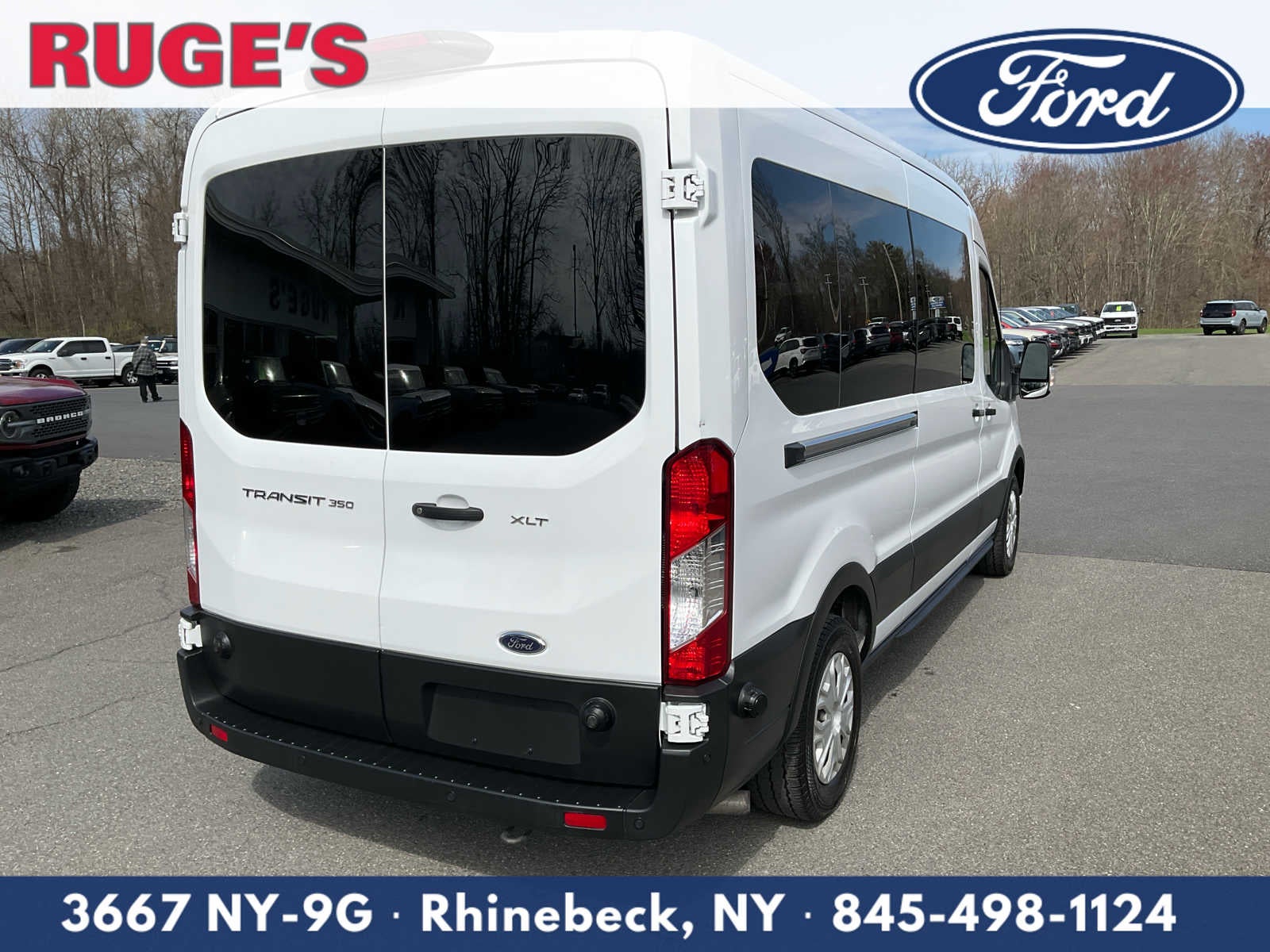 2024 Ford Transit Passenger Wagon XLT