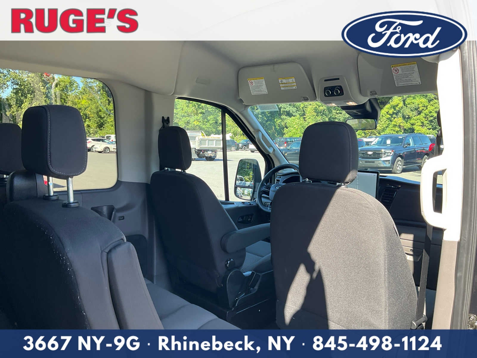 2025 Ford Transit Passenger Wagon XLT
