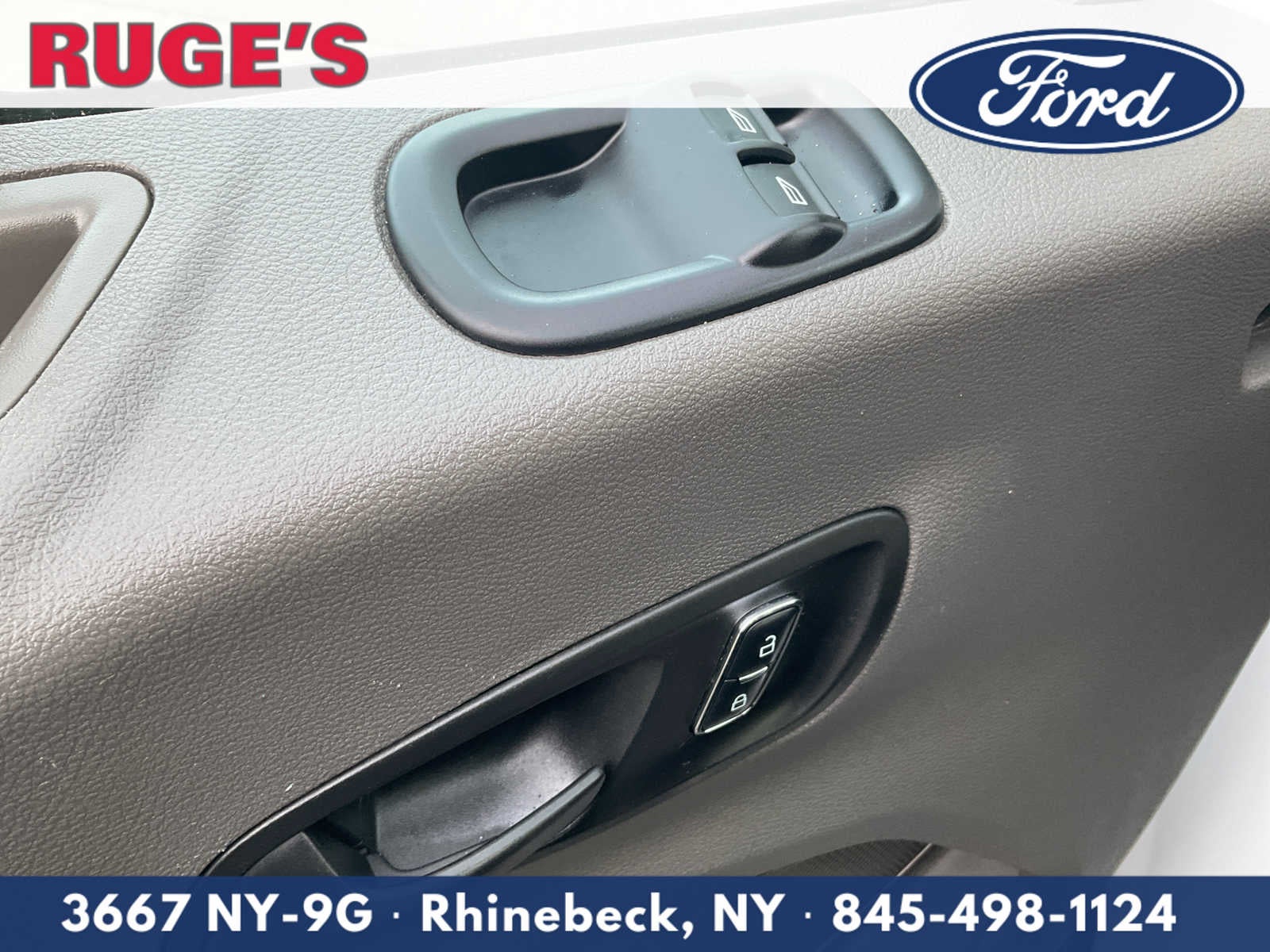 2024 Ford Transit Passenger Wagon XLT