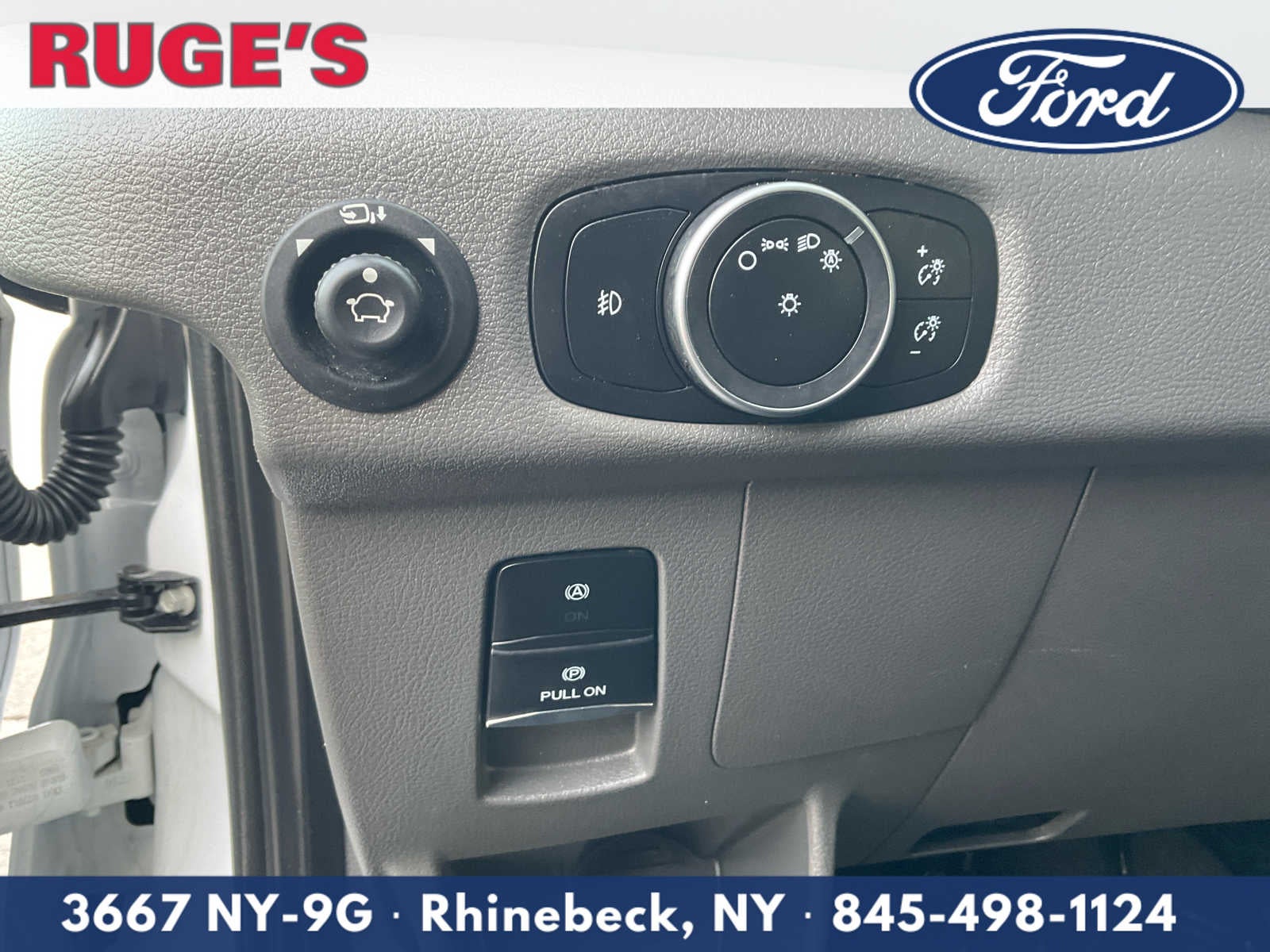 2024 Ford Transit Passenger Wagon XLT