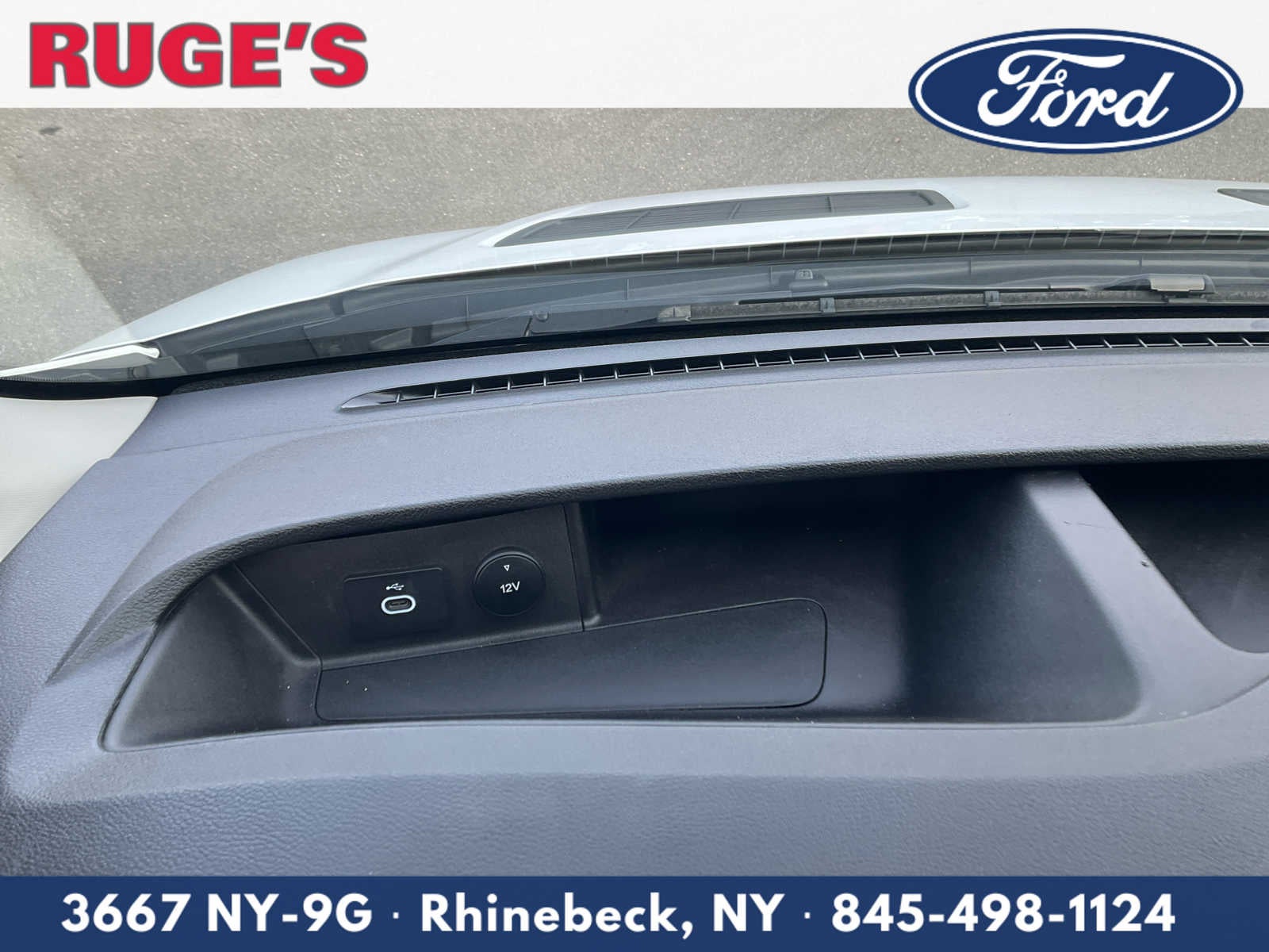 2024 Ford Transit Passenger Wagon XLT