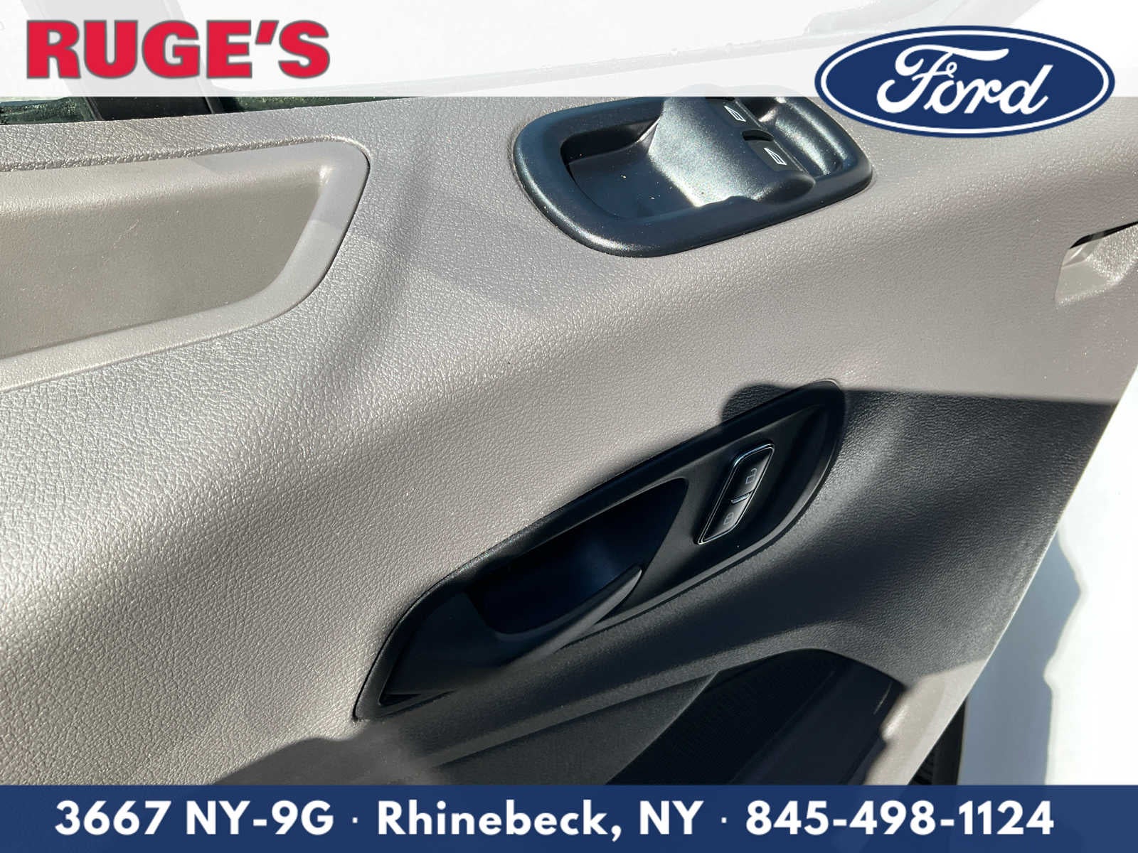 2024 Ford Transit Passenger Wagon XLT