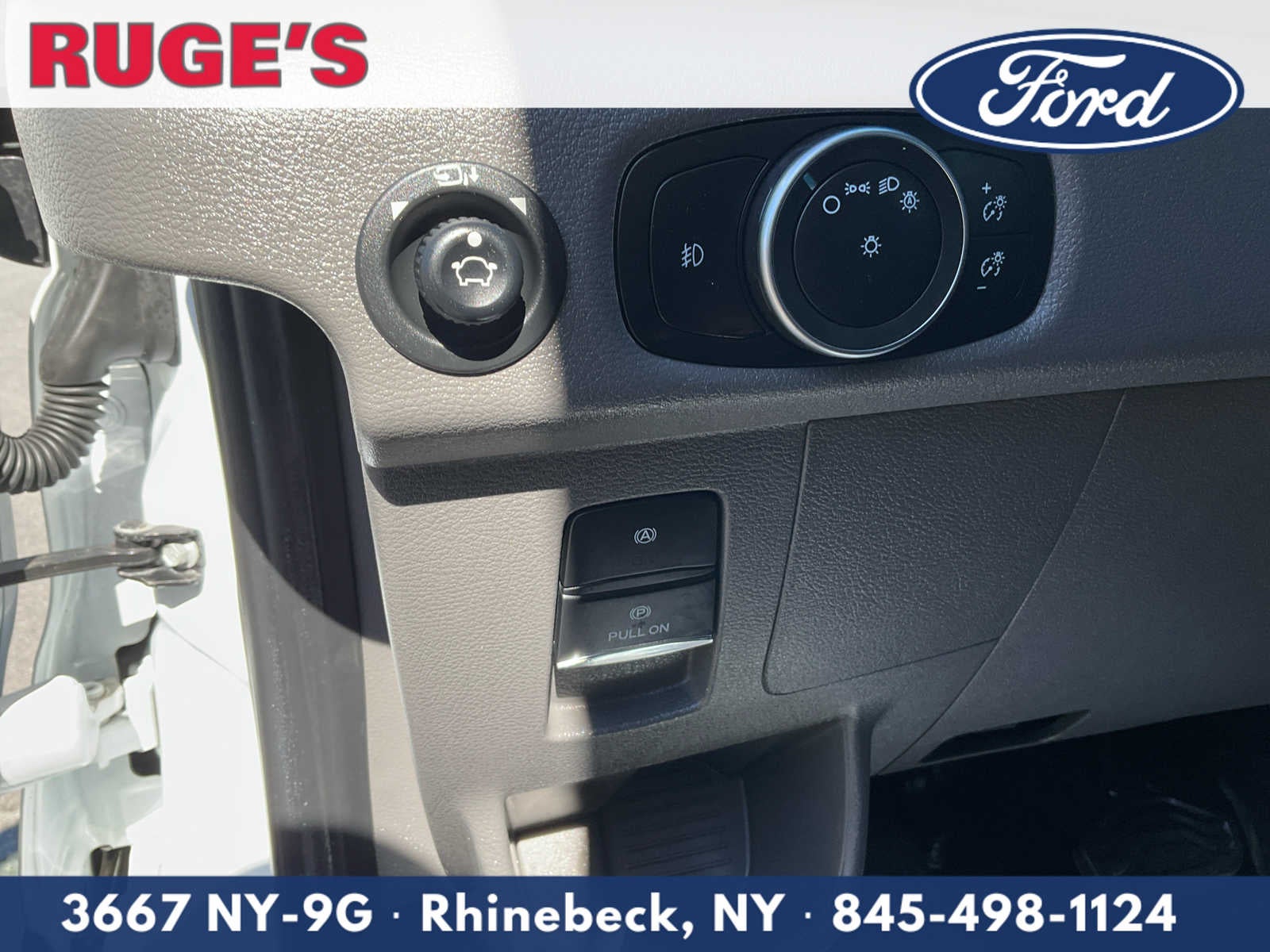 2024 Ford Transit Passenger Wagon XLT