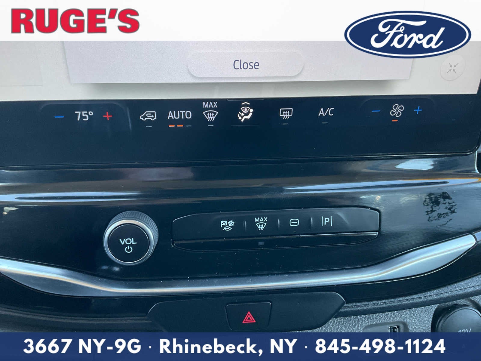 2024 Ford Transit Passenger Wagon XLT
