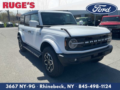 2026 Ford Bronco Outer Banks