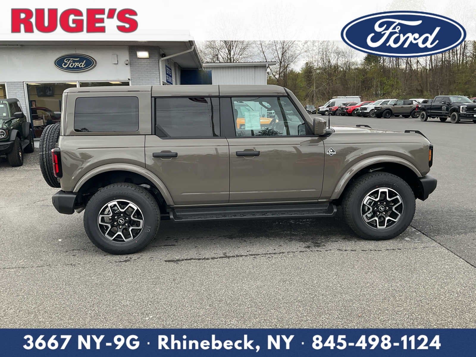 2026 Ford Bronco Outer Banks