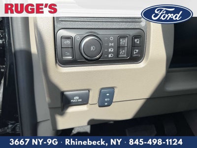 2027 Ford Super Duty F-250 SRW Platinum
