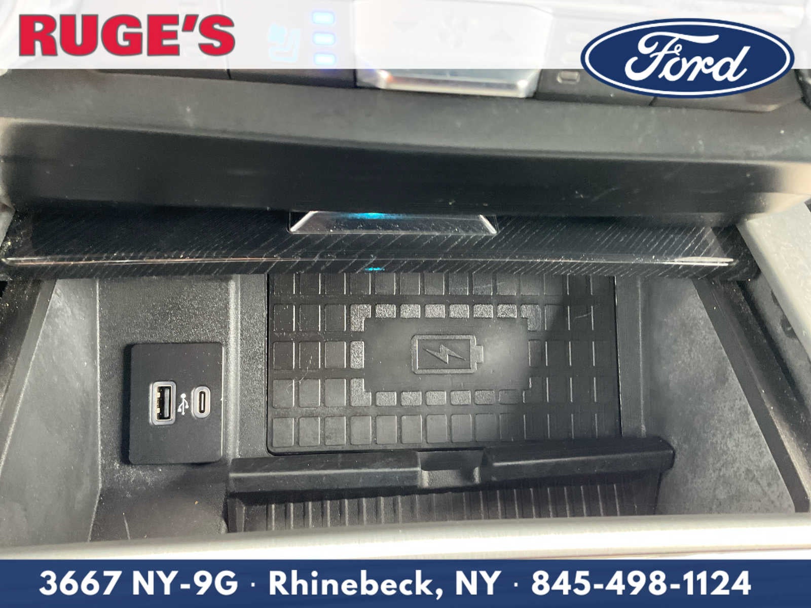 2022 Ford Super Duty F-350 SRW Pickup Platinum