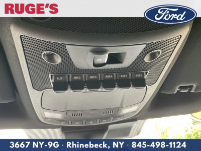 2022 Ford Super Duty F-350 SRW Pickup Platinum