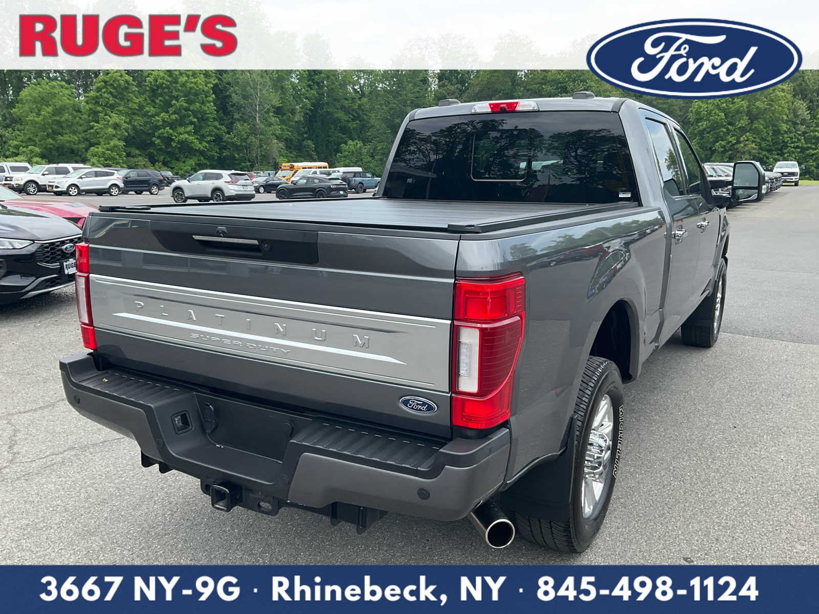 2022 Ford Super Duty F-350 SRW Pickup Platinum