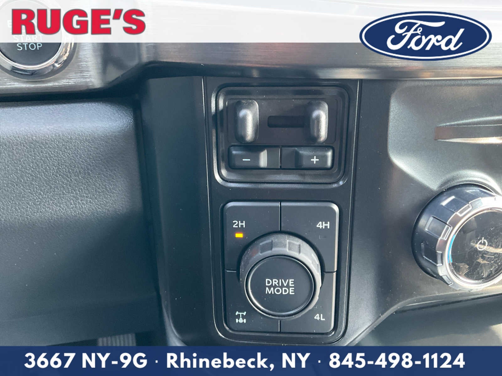 2025 Ford Super Duty F-350 SRW Pickup LARIAT