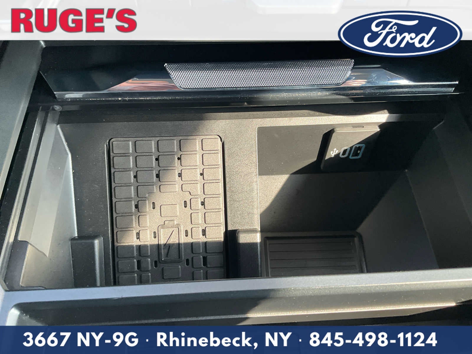 2025 Ford Super Duty F-350 SRW Pickup LARIAT