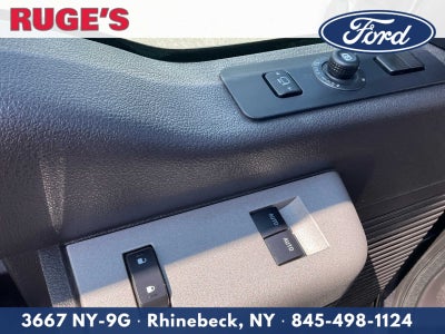 2015 Ford Super Duty F-350 SRW Pickup Lariat