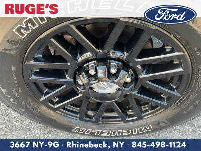 2015 Ford Super Duty F-350 SRW Pickup Lariat