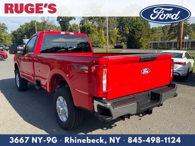 2027 Ford Super Duty F-350 SRW XLT