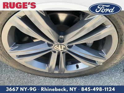 2021 Volkswagen Atlas Cross Sport 3.6L V6 SE w/Technology R-Line