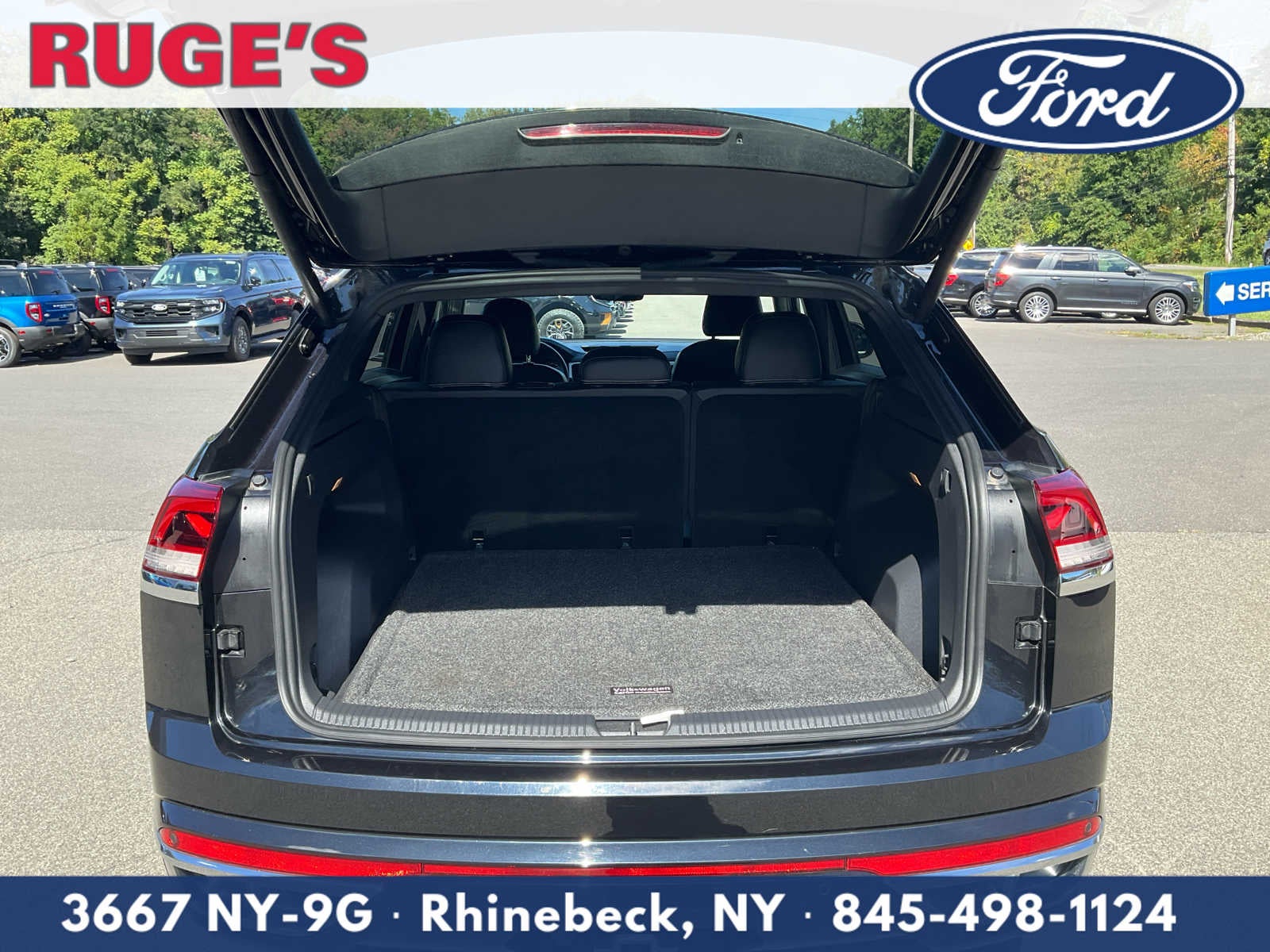 2021 Volkswagen Atlas Cross Sport 3.6L V6 SE w/Technology R-Line