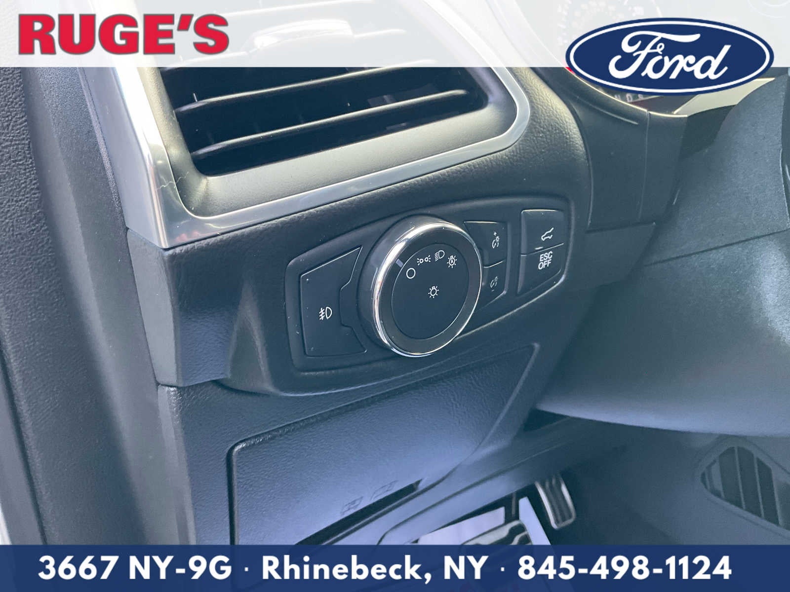 2022 Ford Edge ST