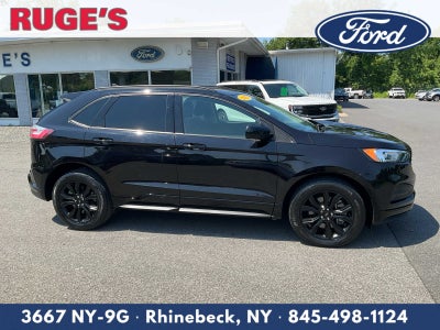 2022 Ford Edge SE