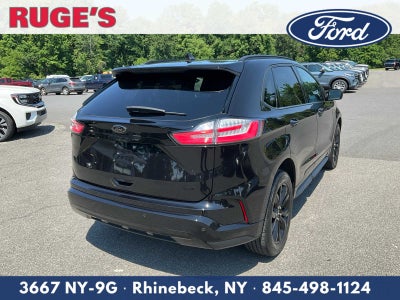 2022 Ford Edge SE