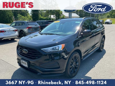 2022 Ford Edge SE