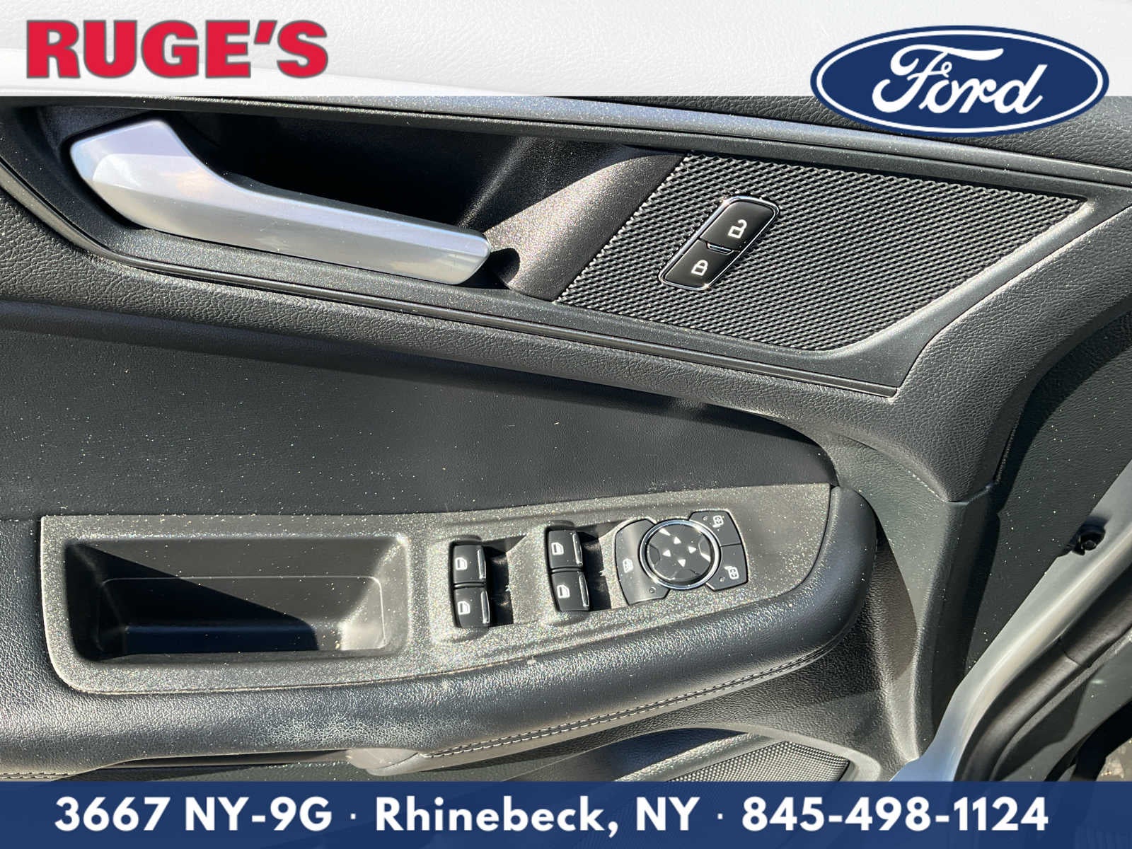 2023 Ford Edge SE
