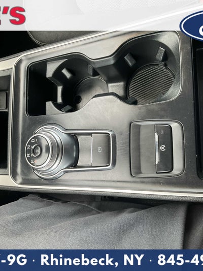2022 Ford Edge SE