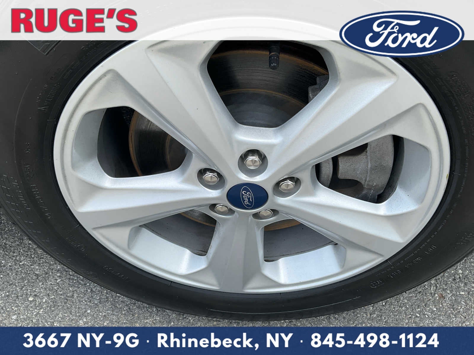 2022 Ford Edge SE