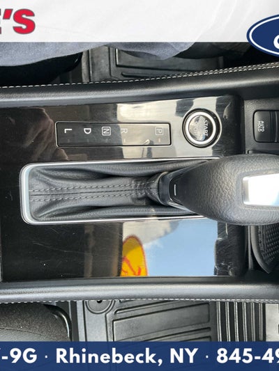 2022 Nissan Kicks SV