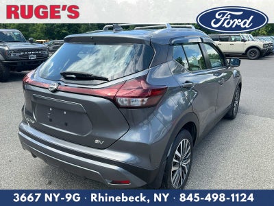 2022 Nissan Kicks SV