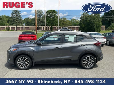 2022 Nissan Kicks SV