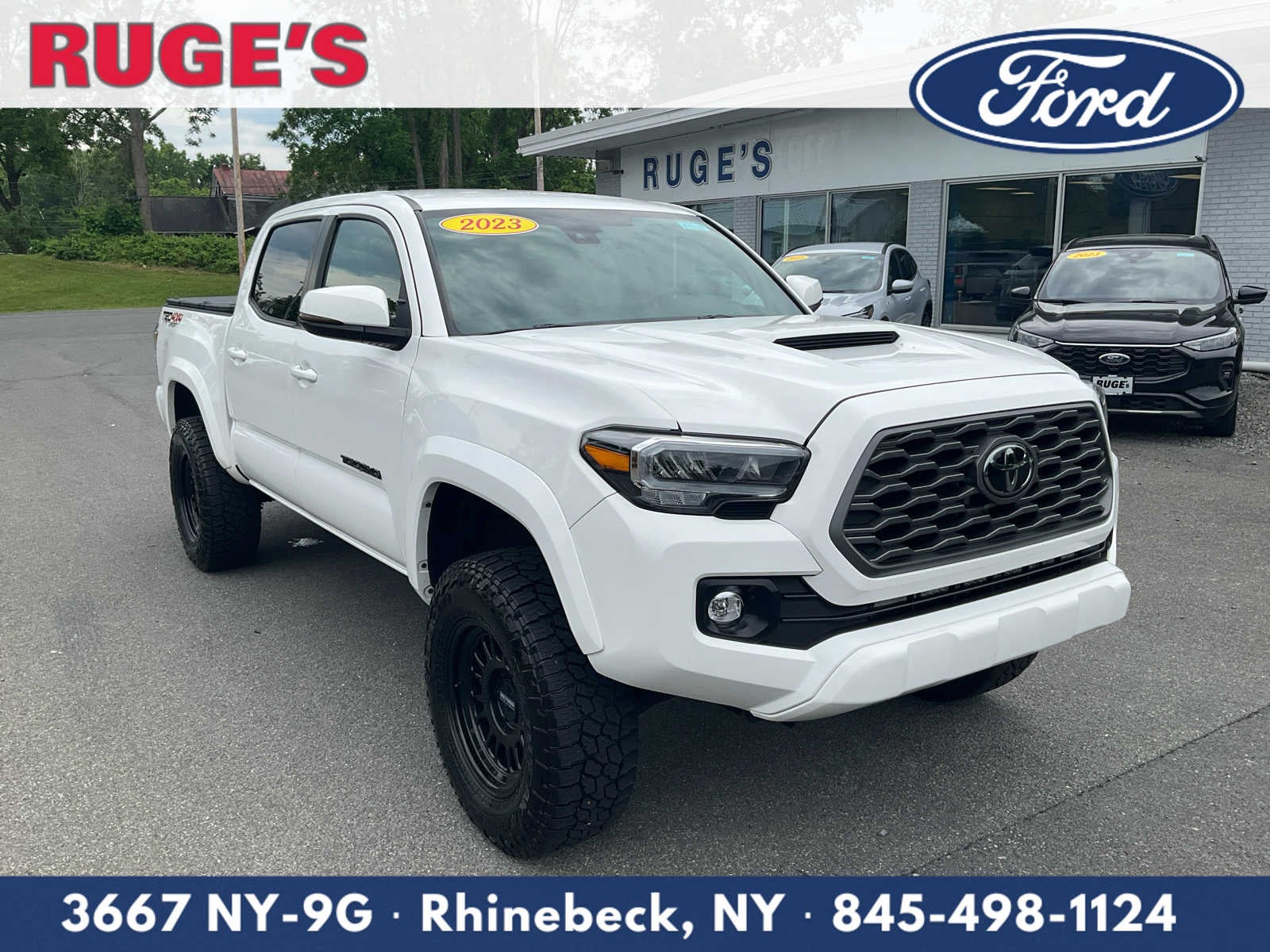 2023 Toyota Tacoma TRD Sport