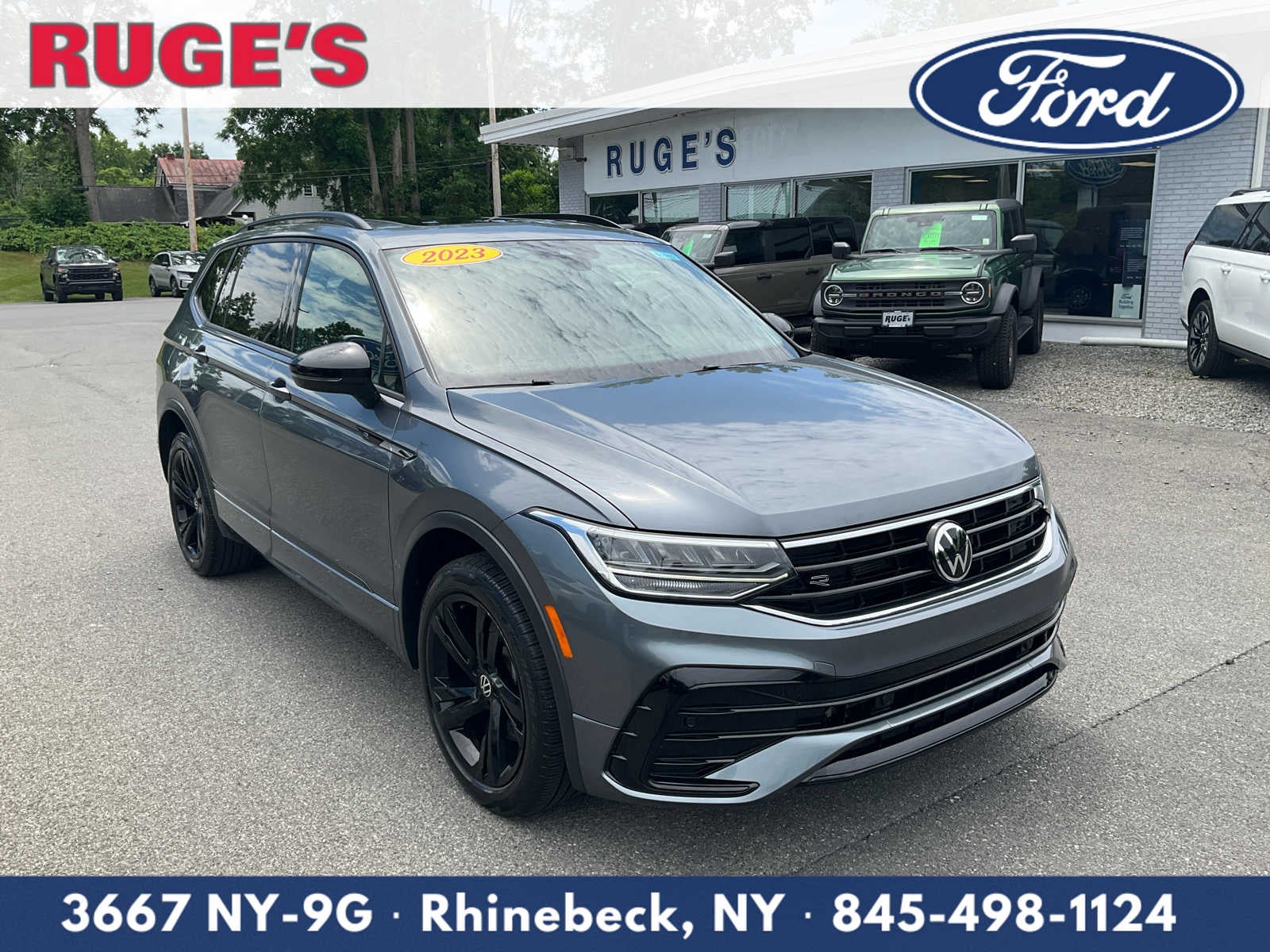 2023 Volkswagen Tiguan SE R-Line Black