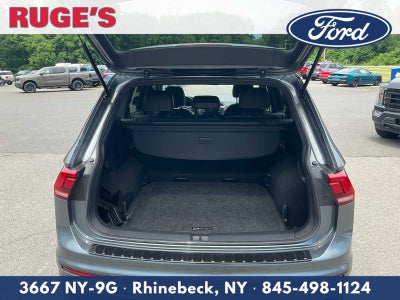 2023 Volkswagen Tiguan SE R-Line Black