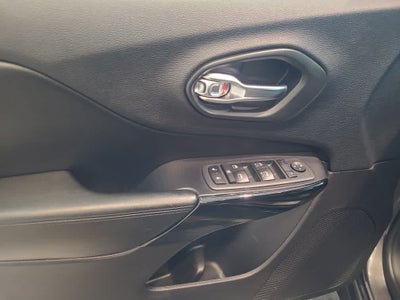 2020 Jeep Cherokee Altitude