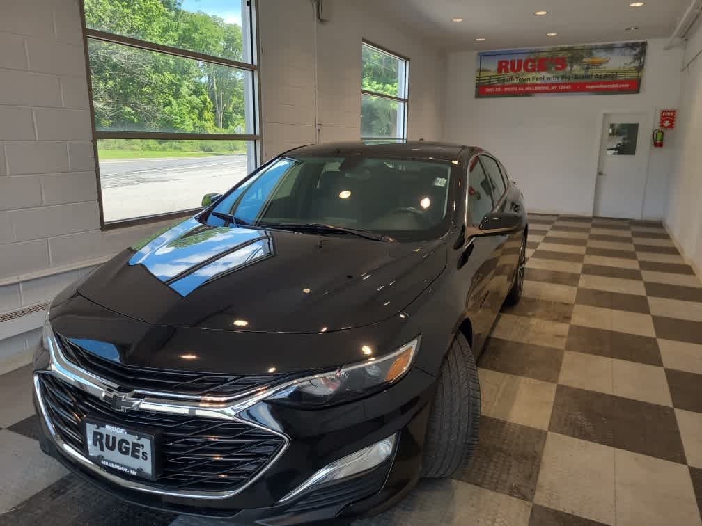 2022 Chevrolet Malibu RS