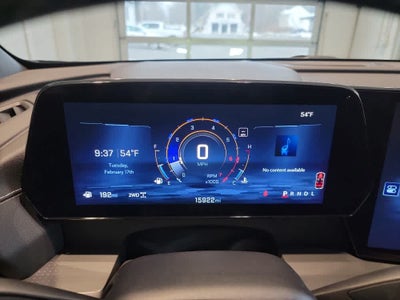 2025 Chevrolet Traverse AWD LT