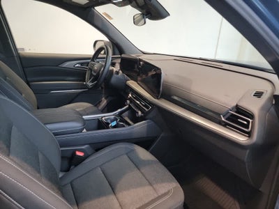 2025 Chevrolet Traverse AWD LT