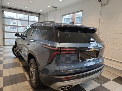 2025 Chevrolet Traverse AWD LT