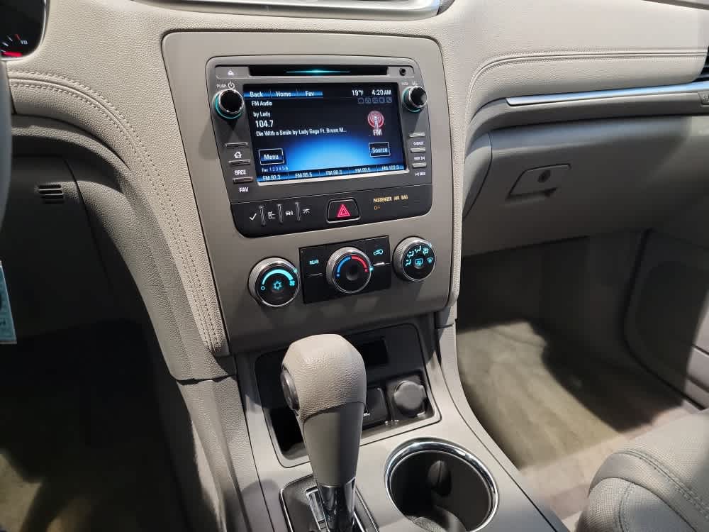 2017 Chevrolet Traverse LS