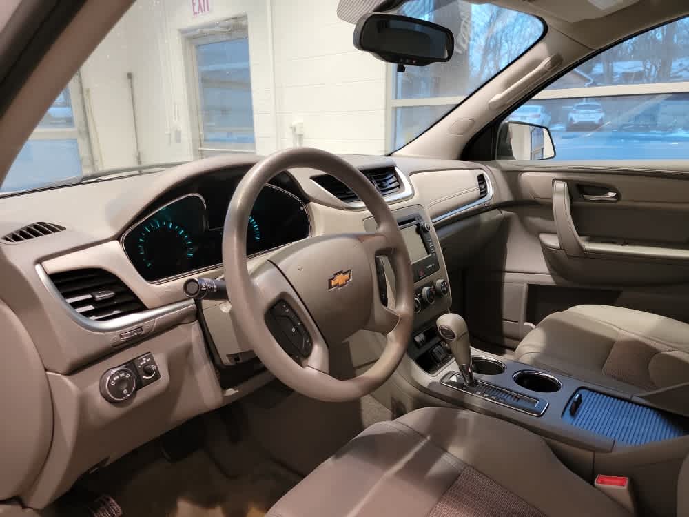 2017 Chevrolet Traverse LS