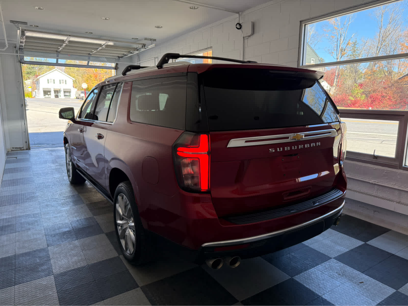 2023 Chevrolet Suburban High Country