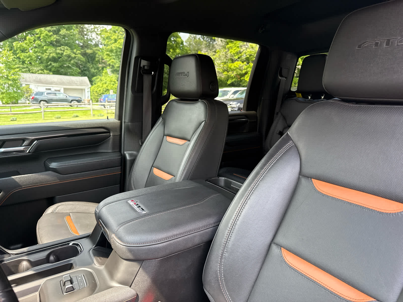 2024 GMC Sierra 2500HD AT4