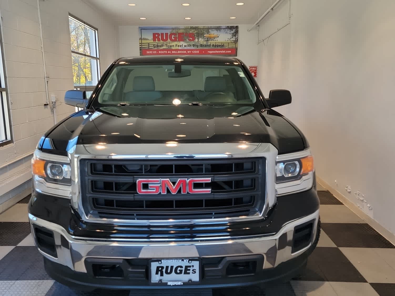 2014 GMC Sierra 1500 4WD Reg Cab 119.0"