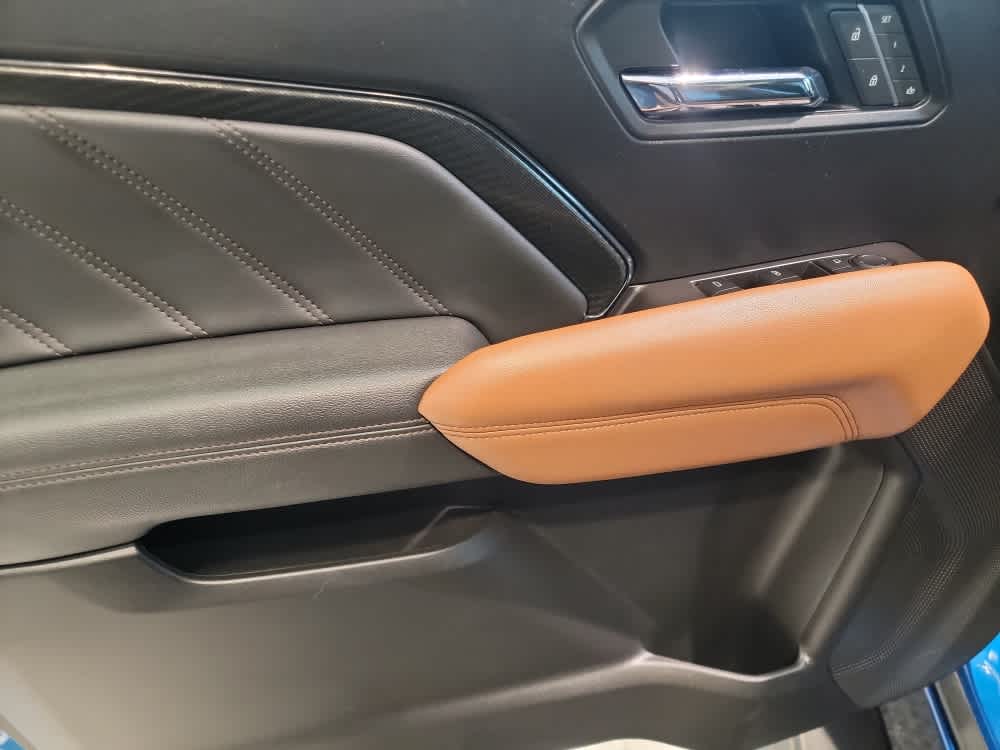 2023 GMC Canyon 4WD AT4