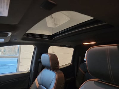 2023 GMC Canyon 4WD AT4